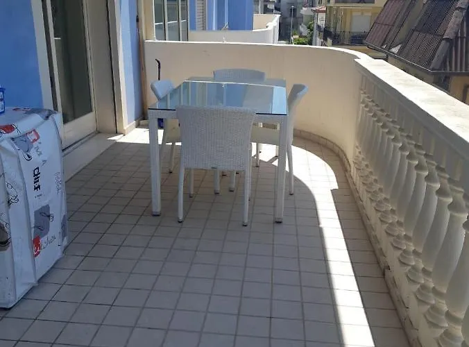 Riccio Blu Pochi Passi Dal Mare