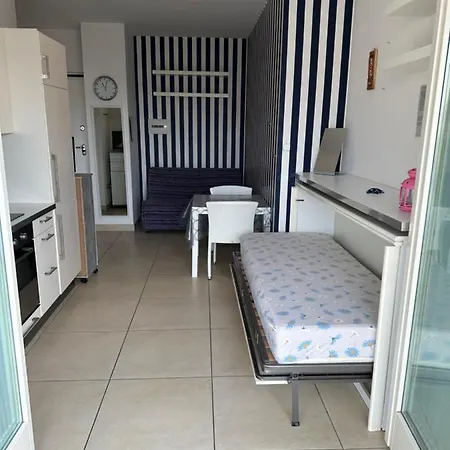 Riccio Blu Pochi Passi Dal Mare Apartamento